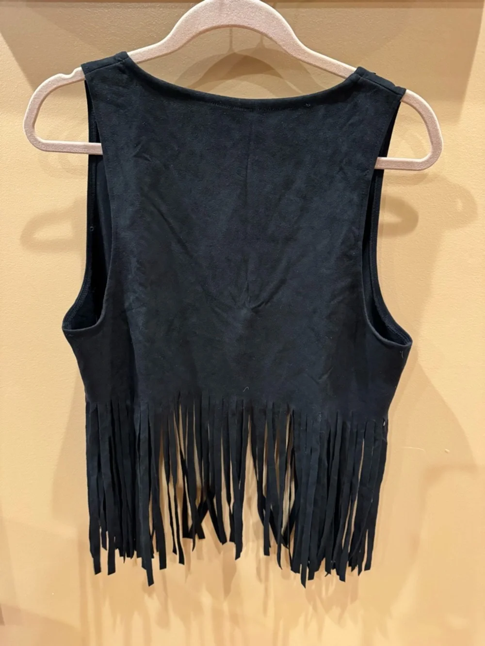 Studded Women’s Fringe Trim Sleevless Black Vest Faux Suede Size Medium - Picture 4 of 6